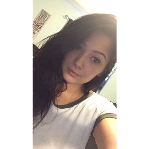 Meet your Posher, Kaylin